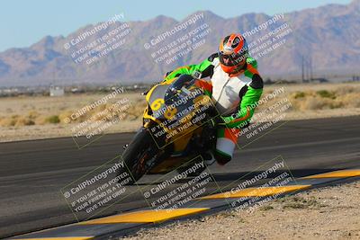 media/Dec-18-2022-SoCal Trackdays (Sun) [[8099a50955]]/Turn 4 Inside (10am)/